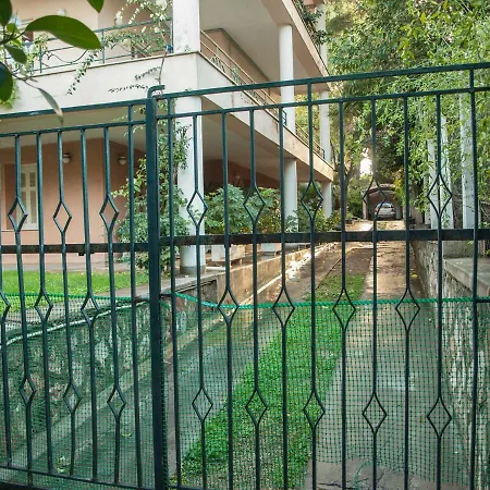 3bdr-185m2-hygeia-mitera-oaca-kifisias-psychiko-embassies-100mbpswifi
