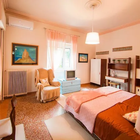 3bdr-185m2-hygeia-mitera-oaca-kifisias-psychiko-embassies-100mbpswifi Apartment *